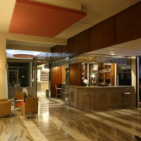 Inn Hotel 2* ליגיה